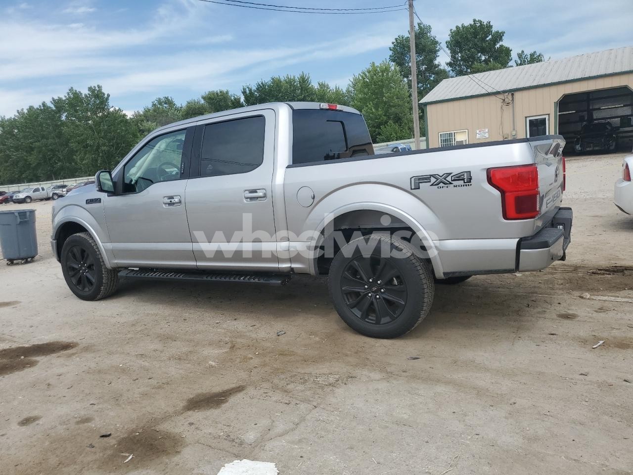 Photo 2 of 2020 FORD F150 SUPERCREW (VIN 1FTEW1E45LFC22606)