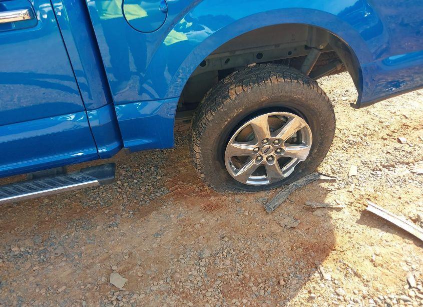 Photo 6 of 2019 Ford F-150 XLT (VIN 1FTEW1E46KFC97717)