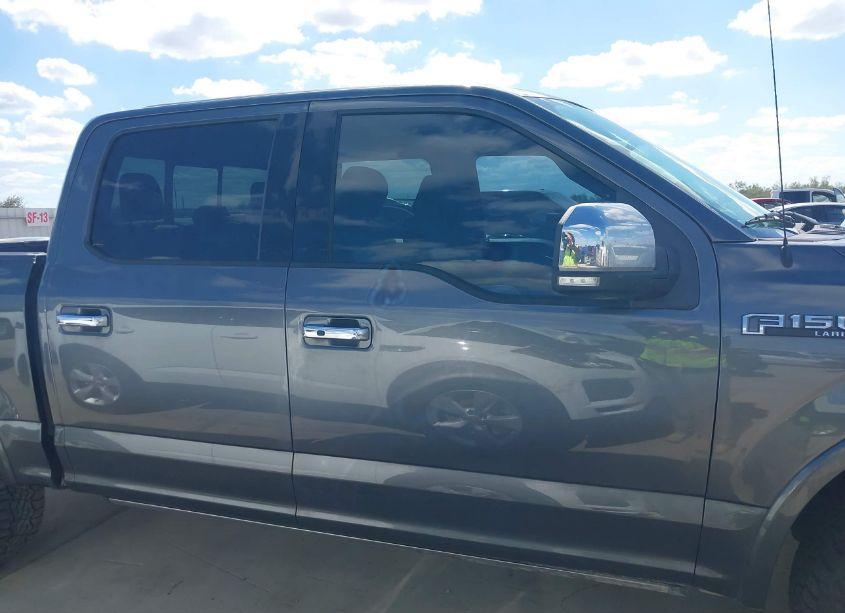 Photo 13 of 2019 Ford F-150 LARIAT (VIN 1FTEW1E46KFD45569)