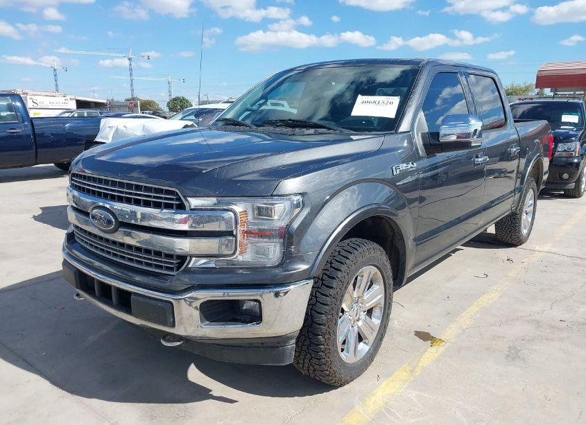 Photo 2 of 2019 Ford F-150 LARIAT (VIN 1FTEW1E46KFD45569)
