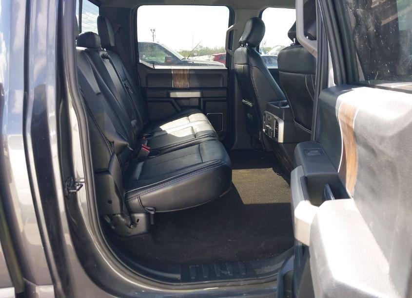 Photo 8 of 2019 Ford F-150 LARIAT (VIN 1FTEW1E46KFD45569)