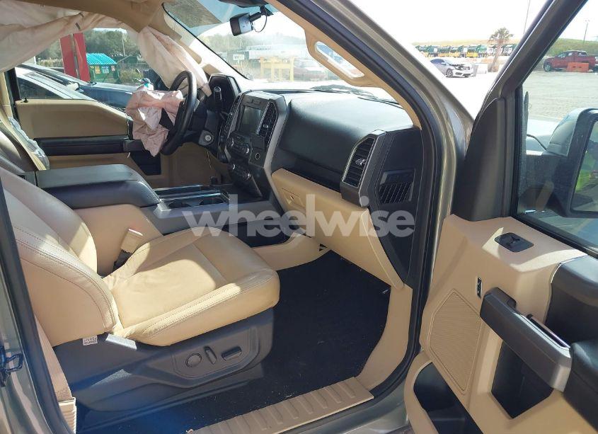 Photo 5 of 2019 Ford F-150 XLT (VIN 1FTEW1E46KKC27996)