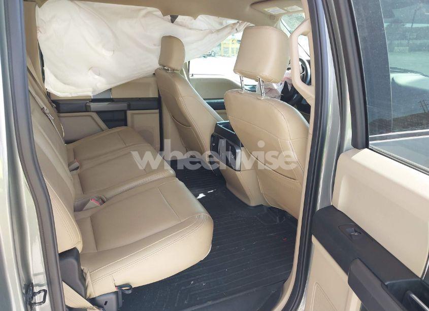 Photo 8 of 2019 Ford F-150 XLT (VIN 1FTEW1E46KKC27996)