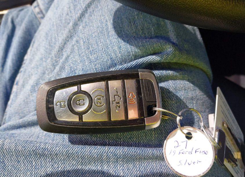 Photo 11 of 2019 Ford F-150 LARIAT (VIN 1FTEW1E46KKE89761)