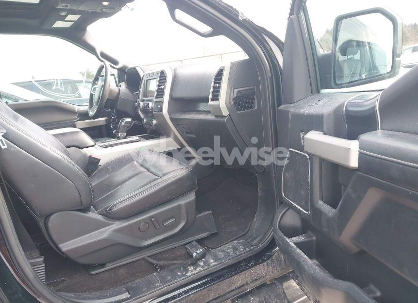 Photo 5 of 2020 Ford F-150 LARIAT (VIN 1FTEW1E46LFC77372)