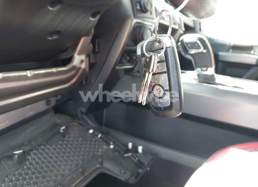 Photo 11 of 2019 Ford F-150 LARIAT (VIN 1FTEW1E47KFC30060)