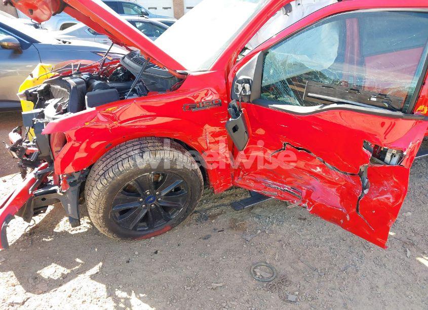 Photo 6 of 2019 Ford F-150 LARIAT (VIN 1FTEW1E47KFC30060)