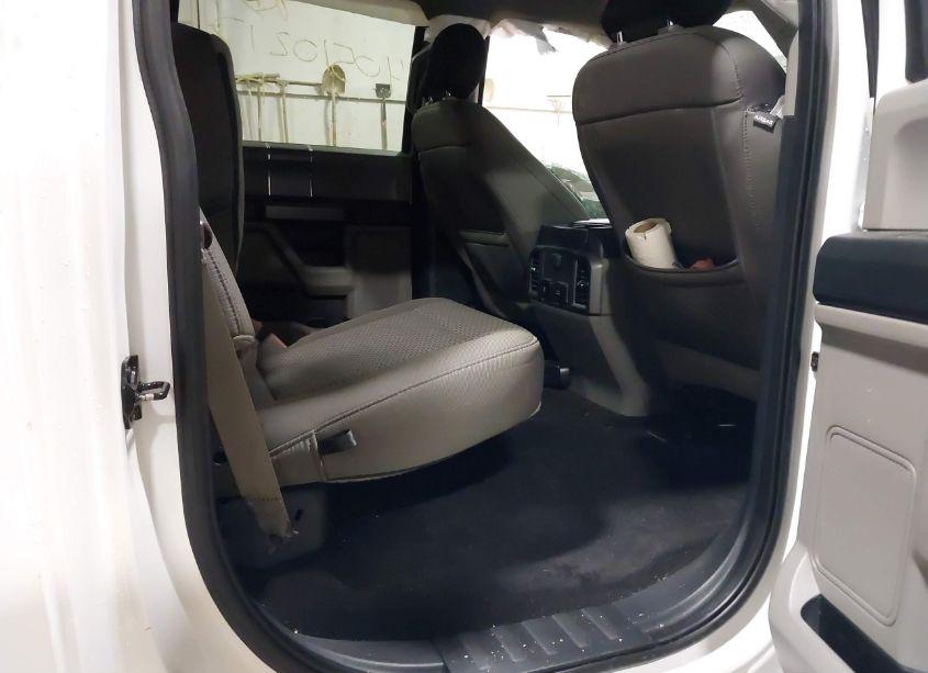 Photo 8 of 2019 Ford F-150 XLT (VIN 1FTEW1E47KFC43052)