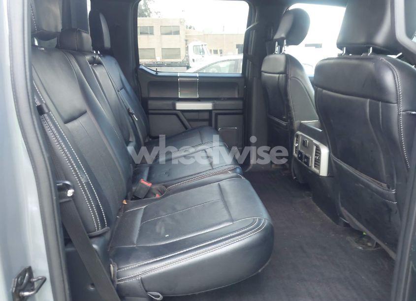 Photo 8 of 2019 Ford F-150 LARIAT (VIN 1FTEW1E47KKC36416)