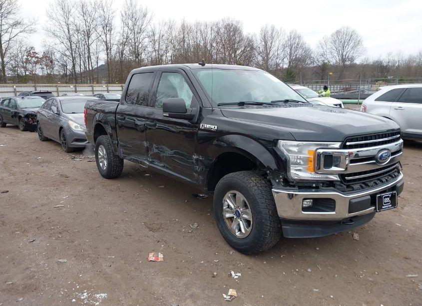 2019 Ford F-150 XLT (VIN 1FTEW1E48KFC11775) main photo