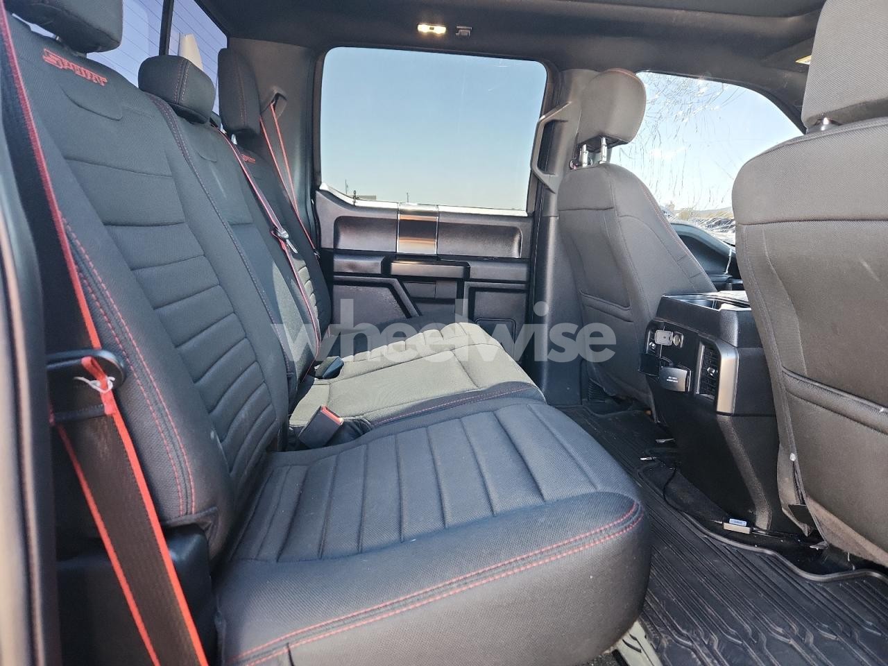 Photo 10 of 2019 FORD F150 SUPERCREW (VIN 1FTEW1E48KFD33388)