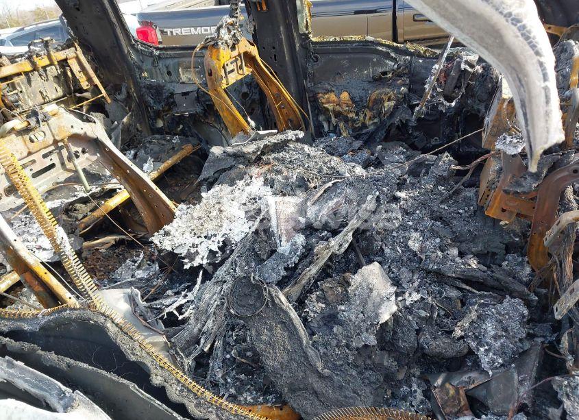 Photo 5 of 2019 Ford F-150 LARIAT (VIN 1FTEW1E48KKD42597)