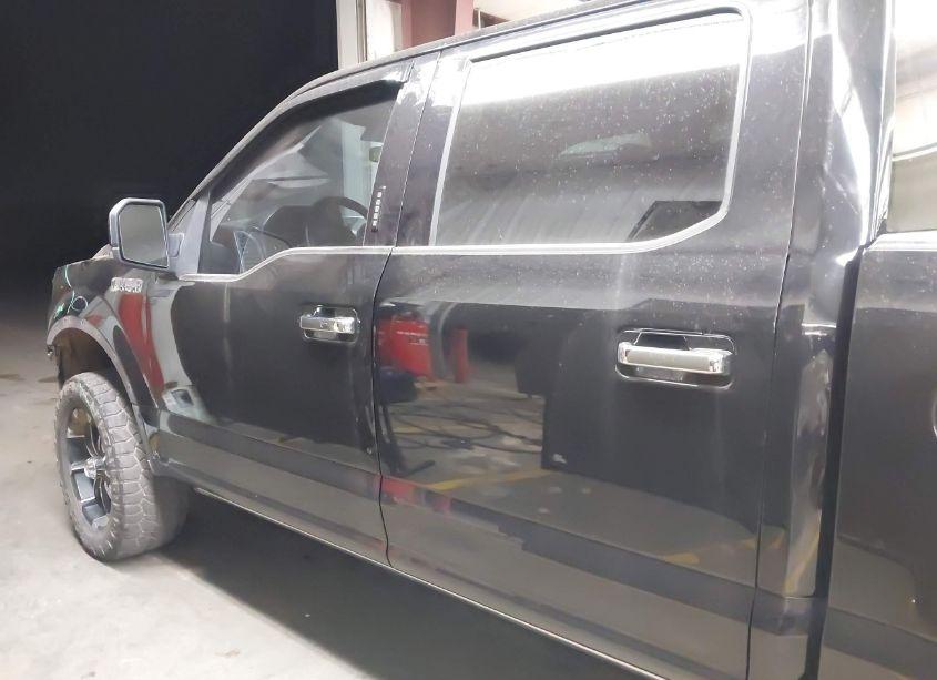 Photo 15 of 2020 Ford F-150 PLATINUM (VIN 1FTEW1E48LFB34939)