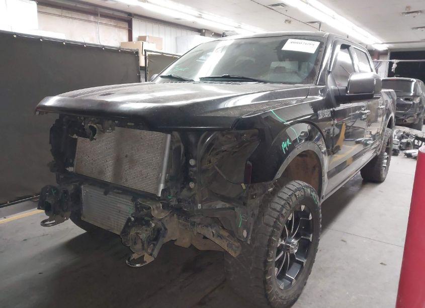 Photo 2 of 2020 Ford F-150 PLATINUM (VIN 1FTEW1E48LFB34939)