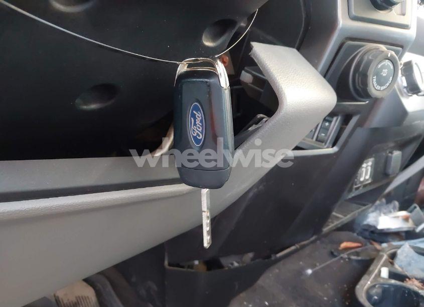 Photo 11 of 2019 Ford F-150 XLT (VIN 1FTEW1E49KFA10855)