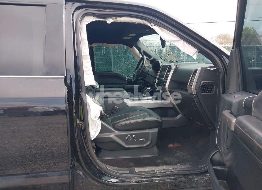 Photo 5 of 2019 Ford F-150 PLATINUM (VIN 1FTEW1E49KFC36653)