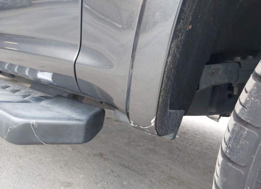 Photo 6 of 2019 Ford F-150 LARIAT (VIN 1FTEW1E49KKC42105)