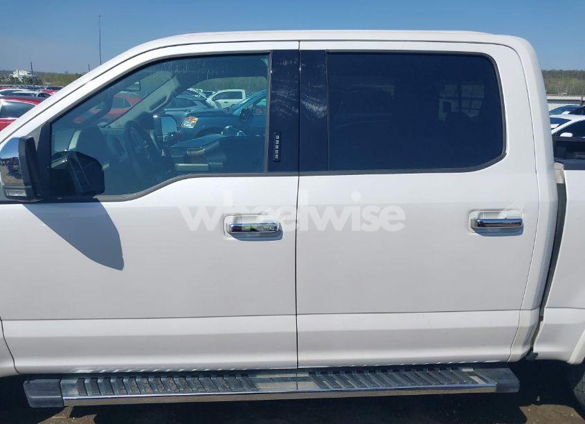 Photo 14 of 2019 Ford F-150 LARIAT (VIN 1FTEW1E49KKE13564)