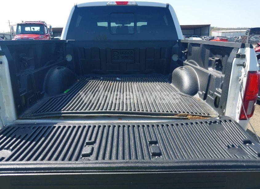 Photo 17 of 2019 Ford F-150 LARIAT (VIN 1FTEW1E49KKE13564)