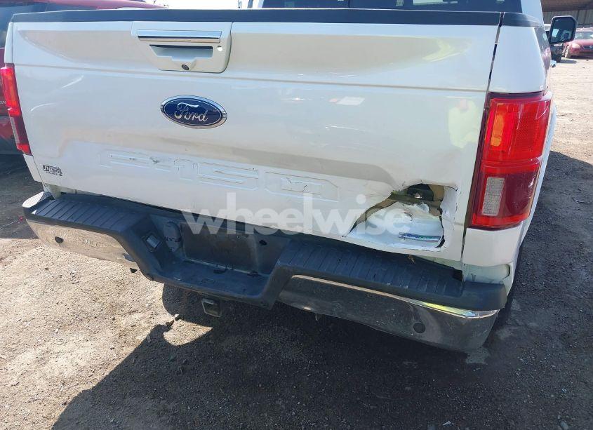 Photo 6 of 2019 Ford F-150 LARIAT (VIN 1FTEW1E49KKE13564)