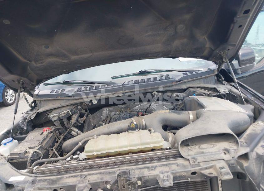 Photo 10 of 2019 Ford F-150 LARIAT (VIN 1FTEW1E49KKE80701)