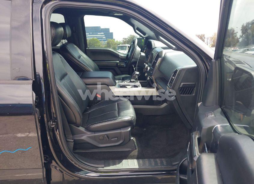 Photo 5 of 2019 Ford F-150 LARIAT (VIN 1FTEW1E49KKE80701)