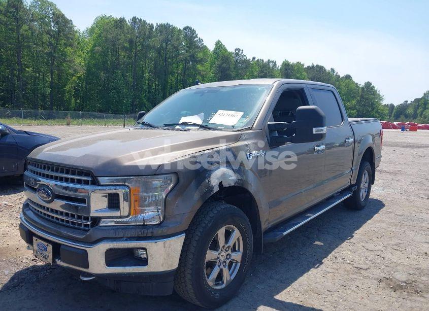Photo 2 of 2019 Ford F-150 XLT (VIN 1FTEW1E4XKKF30179)