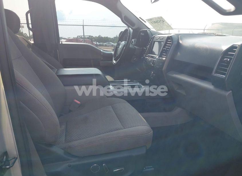 Photo 5 of 2018 Ford F-150 XLT (VIN 1FTEW1E50JFE38143)