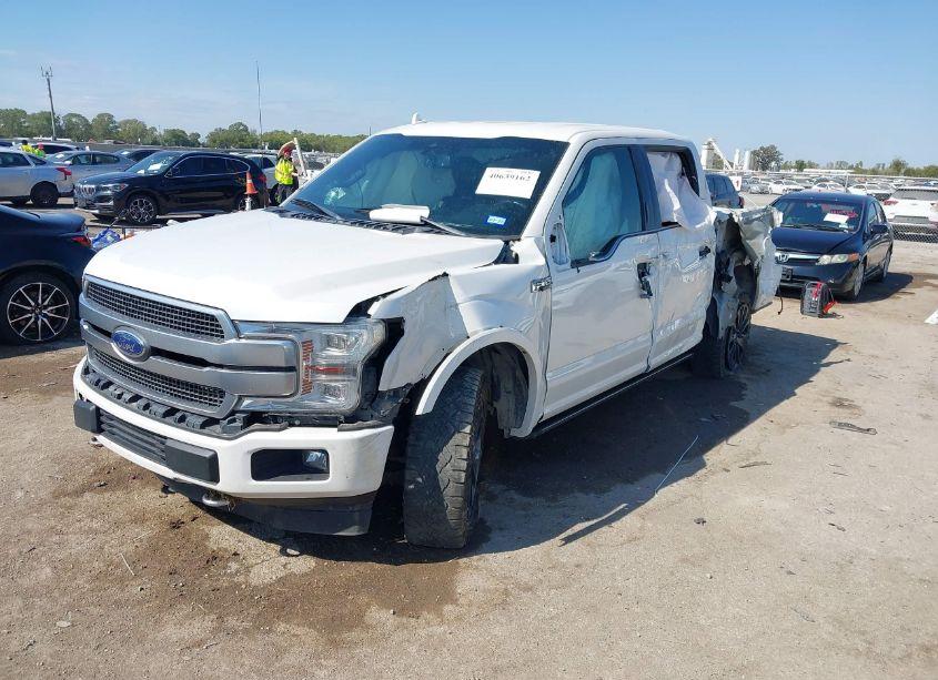 Photo 2 of 2019 Ford F-150 PLATINUM (VIN 1FTEW1E50KFA68619)