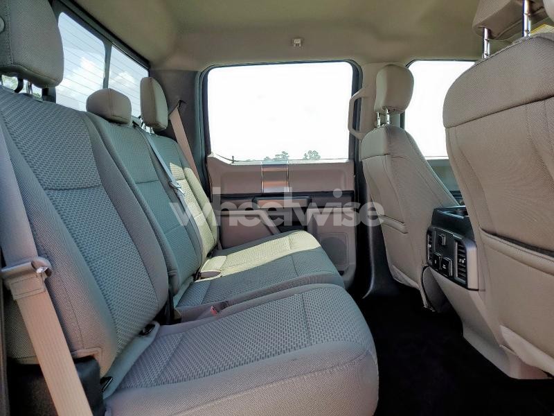 Photo 8 of 2018 FORD F150 SUPERCREW (VIN 1FTEW1E51JKD67204)