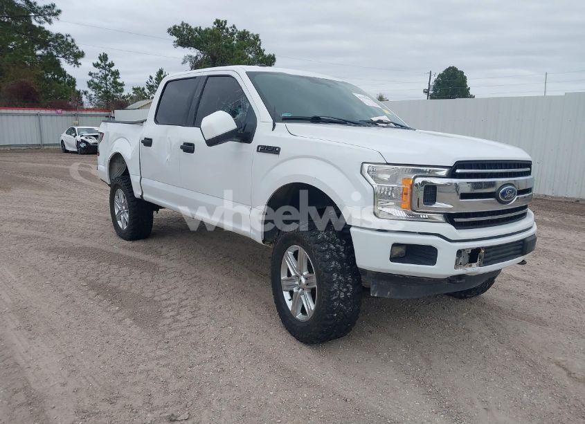 2018 Ford F-150 XLT (VIN 1FTEW1E51JKE01710) main photo