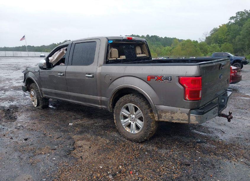 Photo 3 of 2018 Ford F-150 LARIAT (VIN 1FTEW1E52JFE73122)