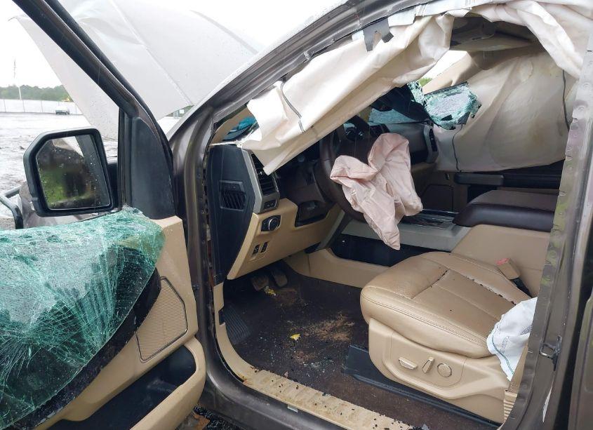 Photo 5 of 2018 Ford F-150 LARIAT (VIN 1FTEW1E52JFE73122)