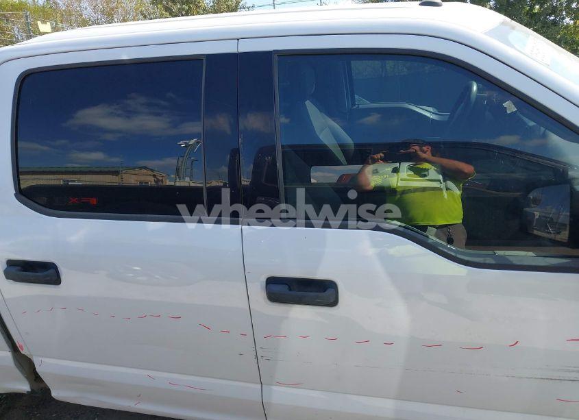 Photo 13 of 2018 Ford F-150 XLT (VIN 1FTEW1E52JKE01926)