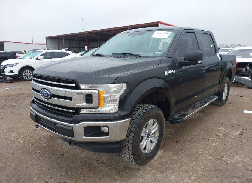 Photo 2 of 2019 Ford F-150 XLT (VIN 1FTEW1E52KFB21286)