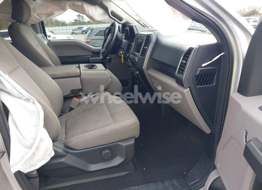 Photo 5 of 2018 Ford F-150 XLT (VIN 1FTEW1E53JFE20784)