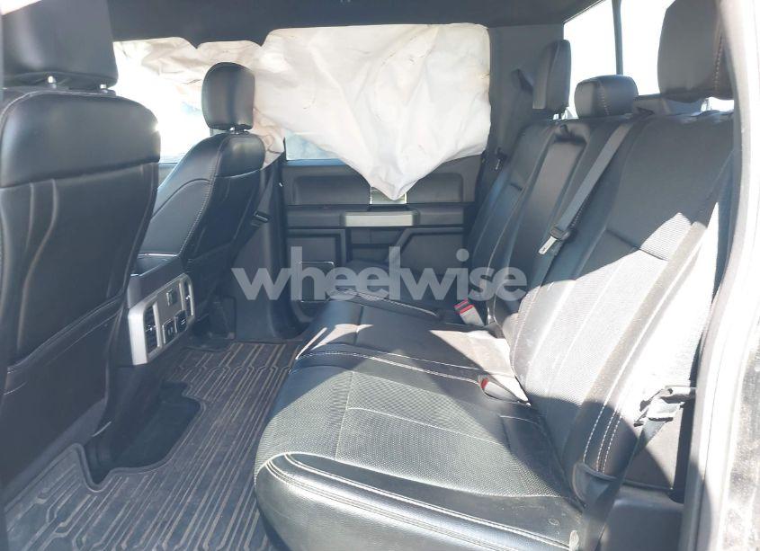 Photo 8 of 2018 Ford F-150 LARIAT (VIN 1FTEW1E53JKD67060)