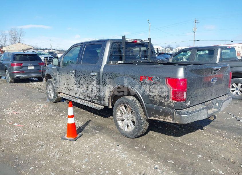 Photo 3 of 2018 Ford F-150 LARIAT (VIN 1FTEW1E53JKE66560)