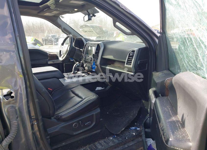 Photo 5 of 2018 Ford F-150 LARIAT (VIN 1FTEW1E53JKE66560)