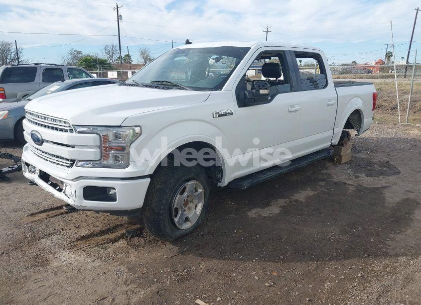Photo 2 of 2019 Ford F-150 LARIAT (VIN 1FTEW1E53KKE13293)