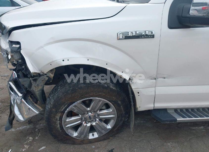 Photo 16 of 2018 Ford F-150 LARIAT (VIN 1FTEW1E54JFC35059)