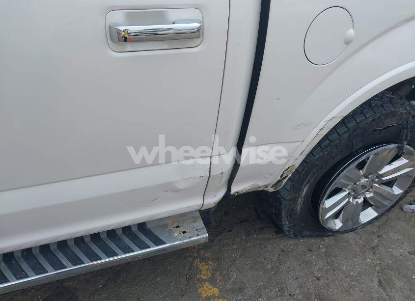 Photo 17 of 2018 Ford F-150 LARIAT (VIN 1FTEW1E54JFC35059)