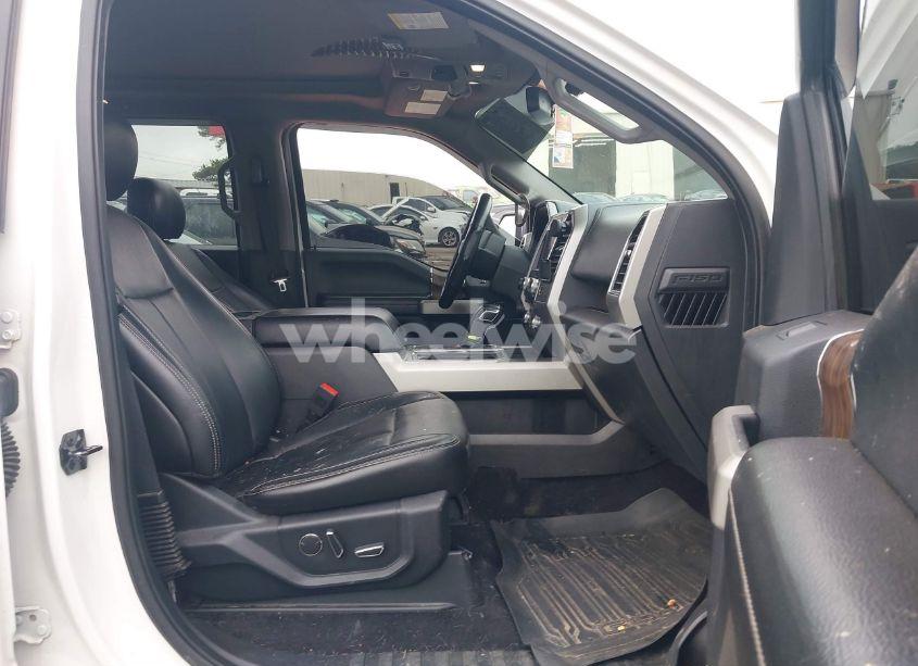 Photo 5 of 2018 Ford F-150 LARIAT (VIN 1FTEW1E54JFC35059)