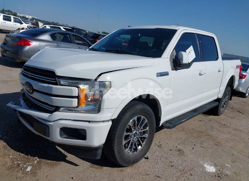 Photo 2 of 2018 Ford F-150 LARIAT (VIN 1FTEW1E55JFA98374)