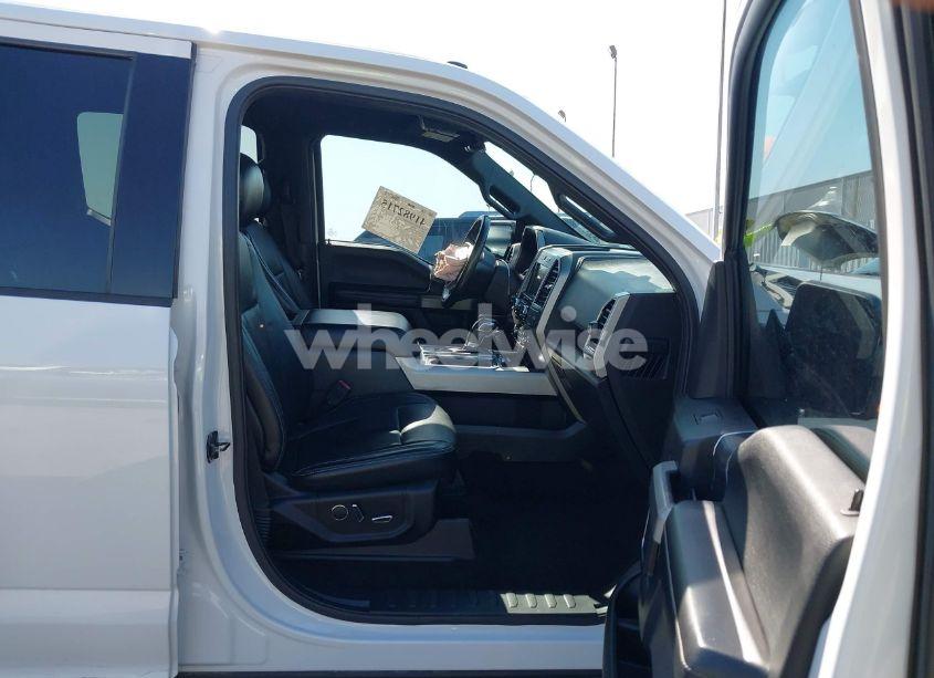 Photo 5 of 2018 Ford F-150 LARIAT (VIN 1FTEW1E55JFA98374)