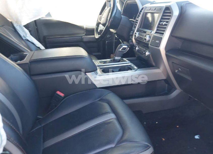 Photo 5 of 2018 Ford F-150 PLATINUM (VIN 1FTEW1E55JFB69816)