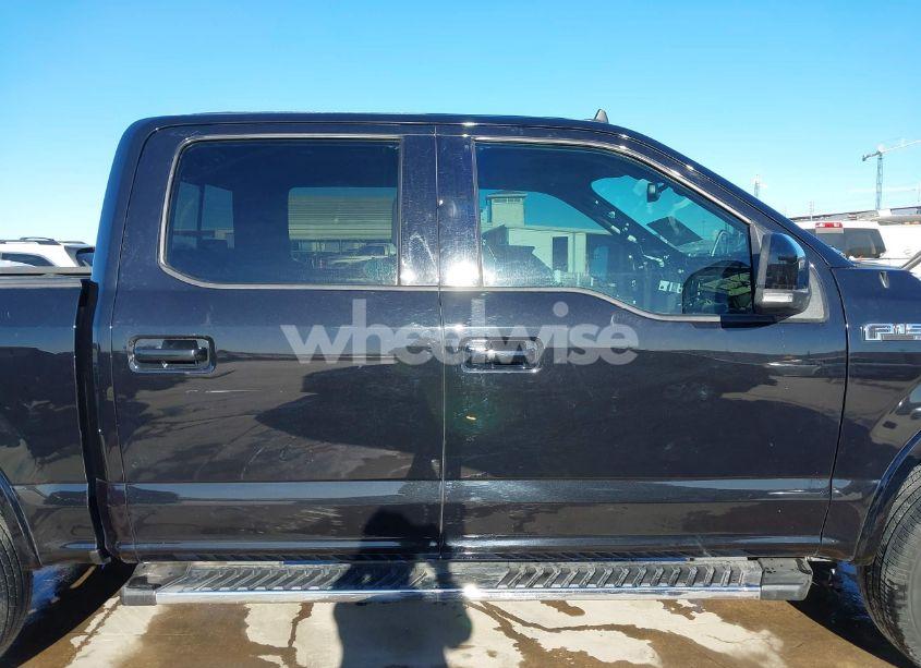 Photo 13 of 2019 Ford F-150 LARIAT (VIN 1FTEW1E55KFB03252)