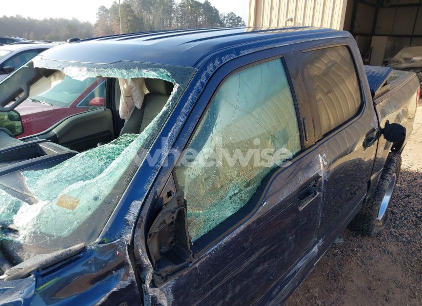 Photo 12 of 2018 Ford F-150 XLT (VIN 1FTEW1E56JFA64329)