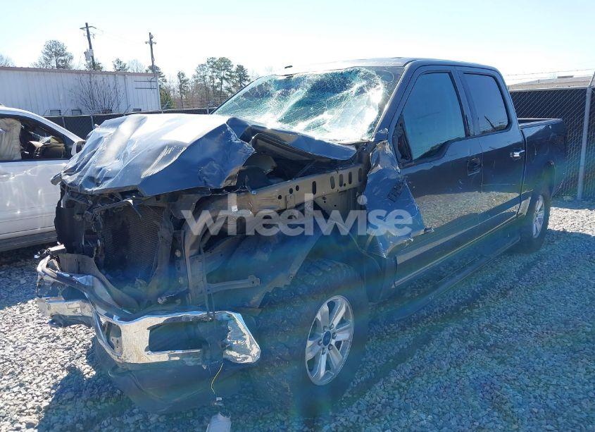 Photo 2 of 2018 Ford F-150 XLT (VIN 1FTEW1E56JFC63963)