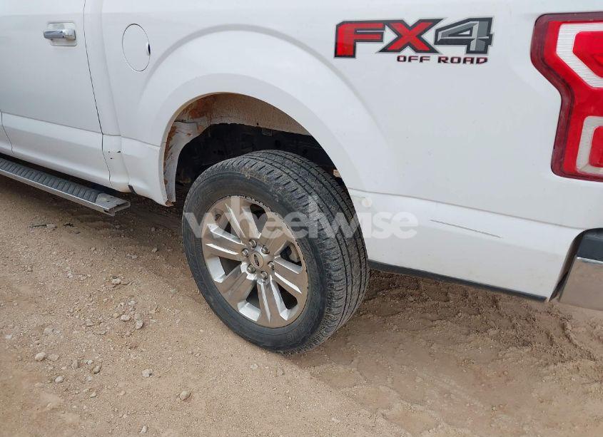 Photo 17 of 2018 Ford F-150 XLT (VIN 1FTEW1E56JKF03407)